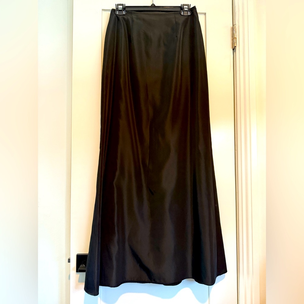 Stunning long black skirt